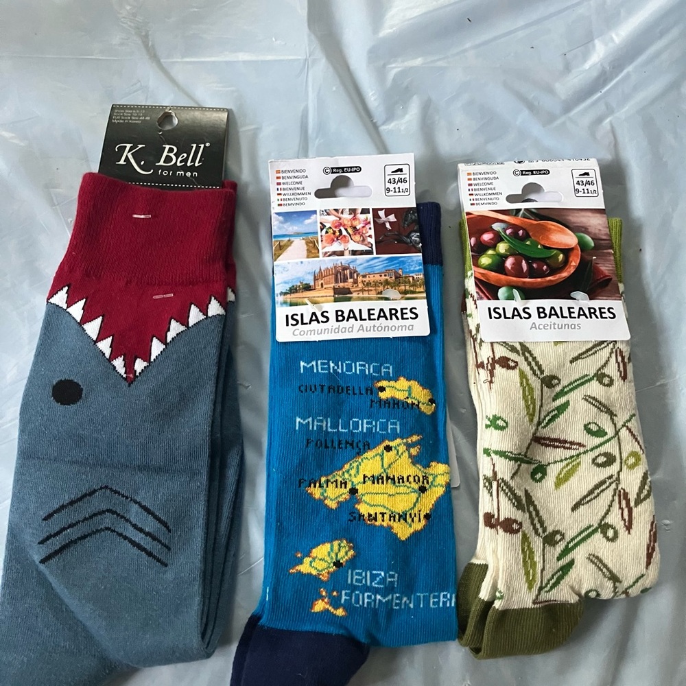 Men's Shark Design Socks - Red and Gray Lot o Men’s Socks Size 9. - 11 1/2